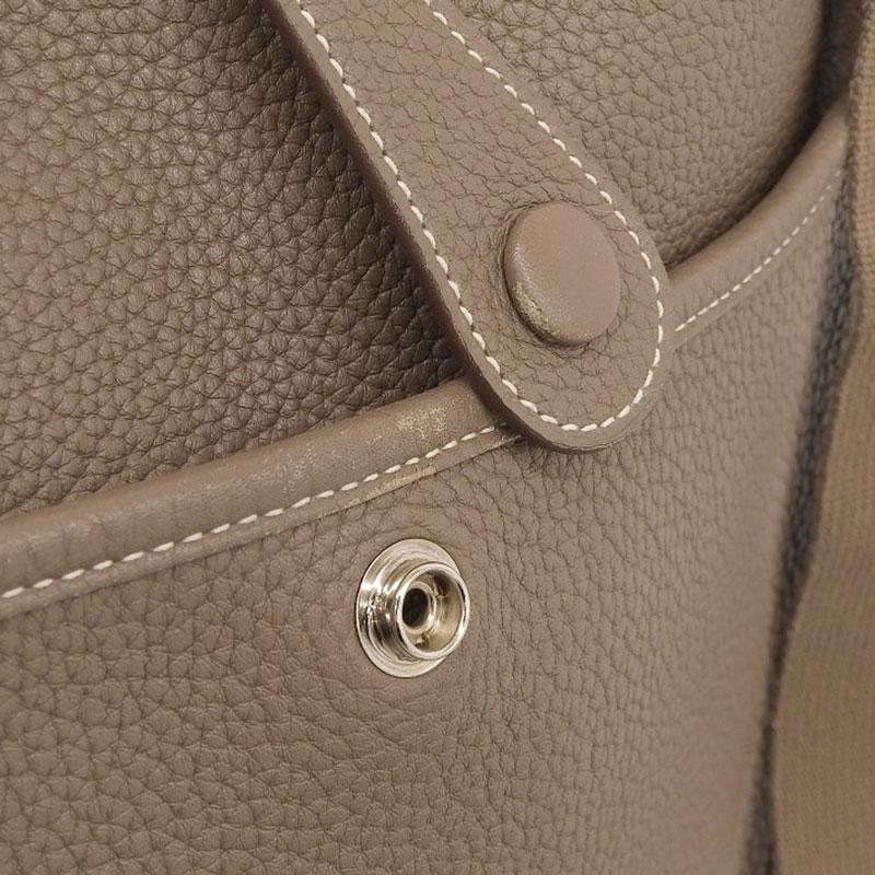 エルメス HERMES エヴリン3PM ショルダーバッグ トリヨンクレマンス エトゥープ □R刻印 2014年 SV金具 中古 新入荷 HE0854 エヴリン エルメス HERMES エヴリン3PM ショルダーバッグ トリヨン