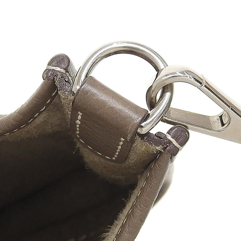 エルメス HERMES エヴリンTPM アマゾン ショルダーバッグ トリヨンクレマンス エトゥープ D刻印 2019年 中古 新入荷 HE0903 エヴリン エルメス HERMES エヴリンTPM アマゾン ショルダーバッグ