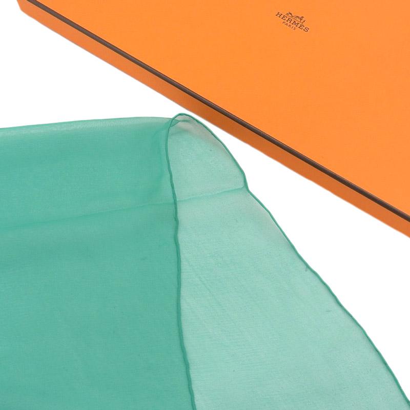 エルメス HERMES カレ140 スカーフ シフォン シルク グリーン 中古 新入荷 HE0946 HERMES（エルメス） カレ140 スカーフ シフォン シルク グリーン 中古