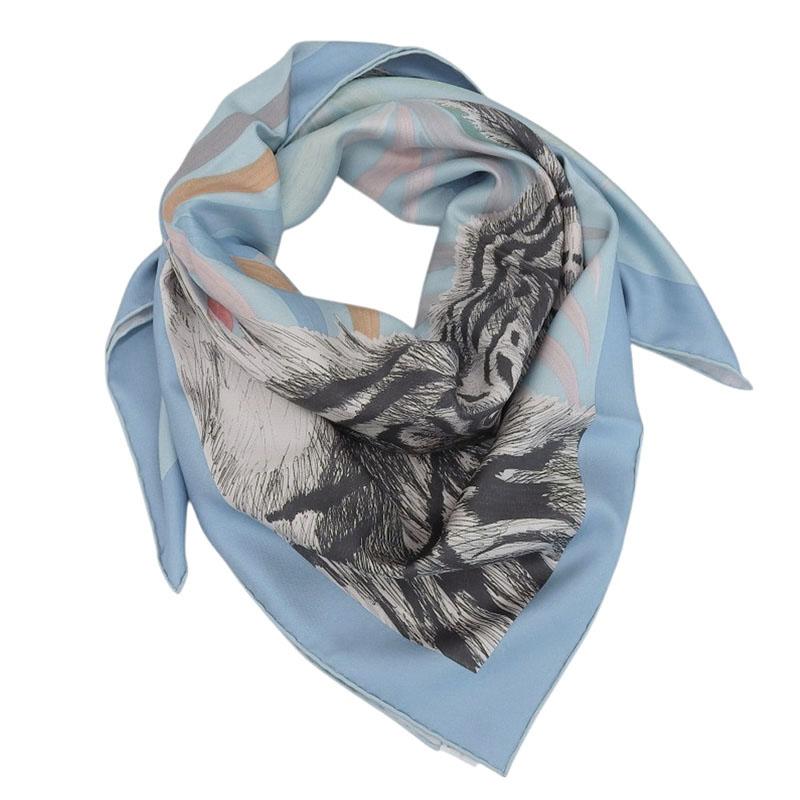 HERMES（エルメス） カレ90 スカーフ シルク ブルー 「Tigre Royal