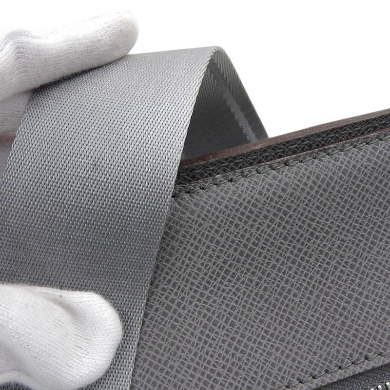 サシャ ルイヴィトン LOUIS VUITTON タイガ ショルダーバッグ グラシエ
