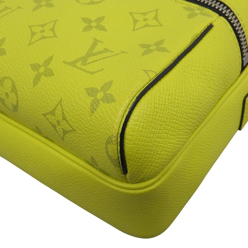 アウトドア・メッセンジャー ルイヴィトン LOUIS VUITTON タイガラマ