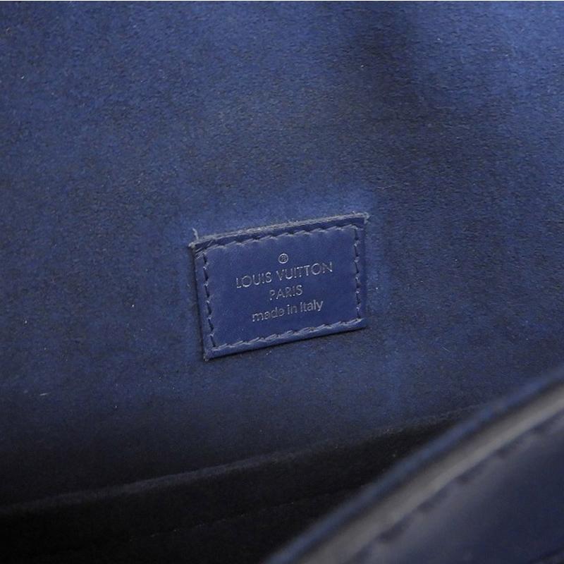 ルイヴィトン LOUIS VUITTON エピ メッセンジャーPM LVサークル ショルダーバッグ ブルーアズール M53494 中古 新入荷 LV2042 LOUIS VUITTON（ルイ・ヴィトン） エピ メッセンジャーPM LVサークル
