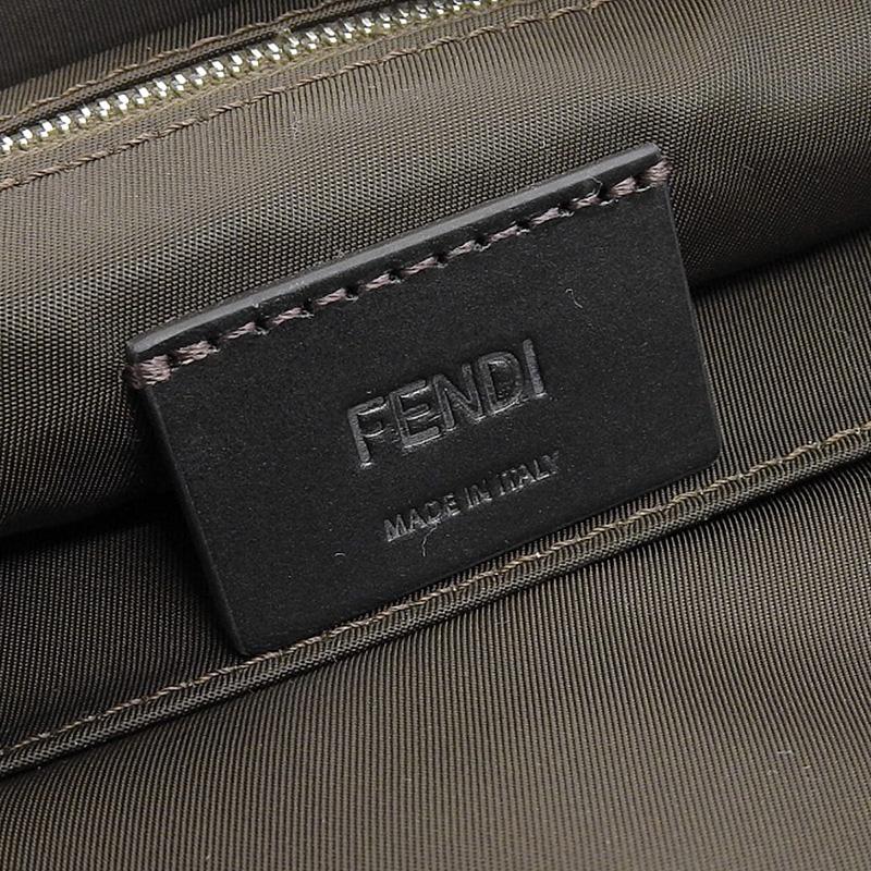 FENDI（フェンディ） バゲット メッセンジャーバッグ L ショルダー