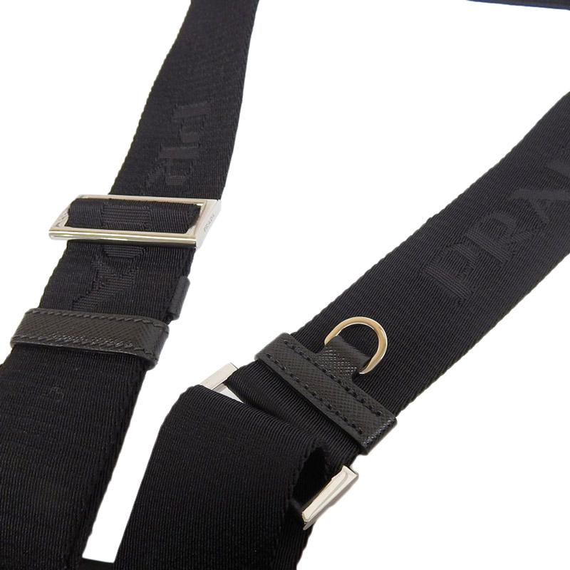 AVATI プラダ PRADA ショルダーバッグ 斜め掛けショルダー ナイロン  