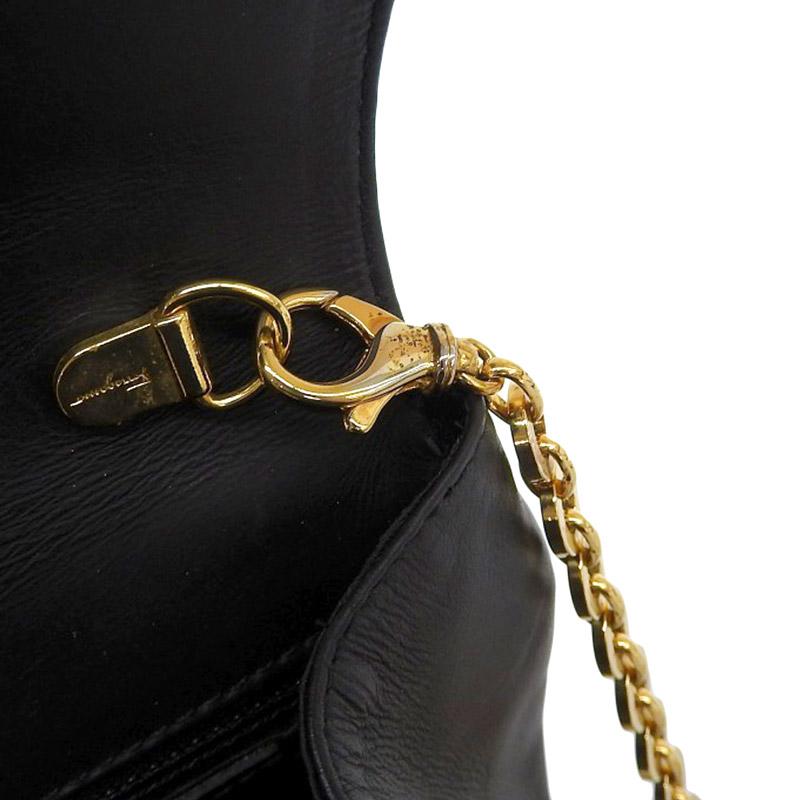 フェラガモ FERRAGAMO ガンチーニ ショルダーバッグ チェーンショルダー レザー ブラック 中古 新入荷 OB1842 GANCINI フェラガモ FERRAGAMO ガンチーニ ショルダーバッグ チェーン