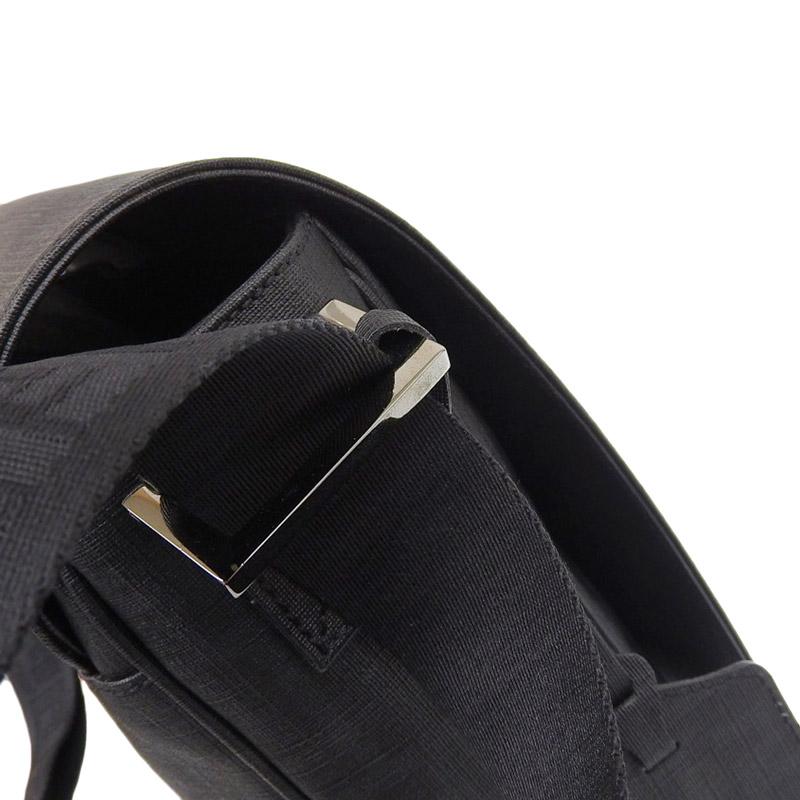 FENDI（フェンディ） ズッカ ショルダーバッグ メッセンジャーバッグ