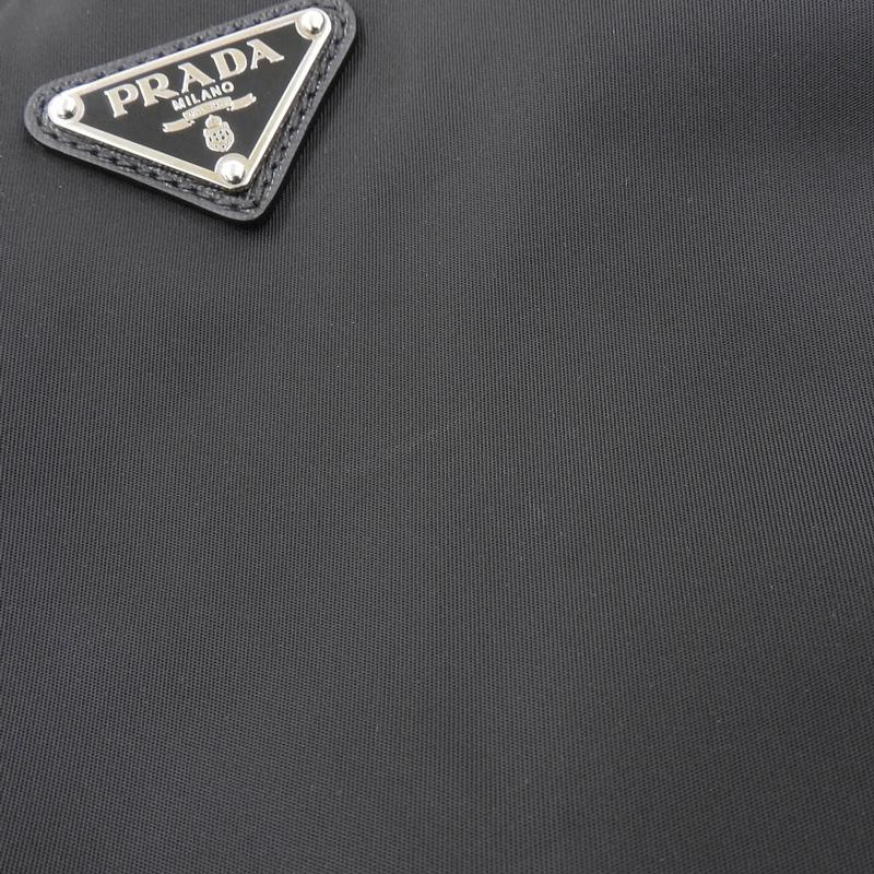 PRADA（プラダ） ショルダーバッグ 斜め掛けショルダー テスート
