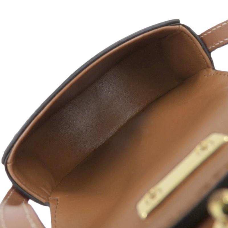 CELINE（セリーヌ） ミニブザス キュイル トリオンフ ショルダーバッグ