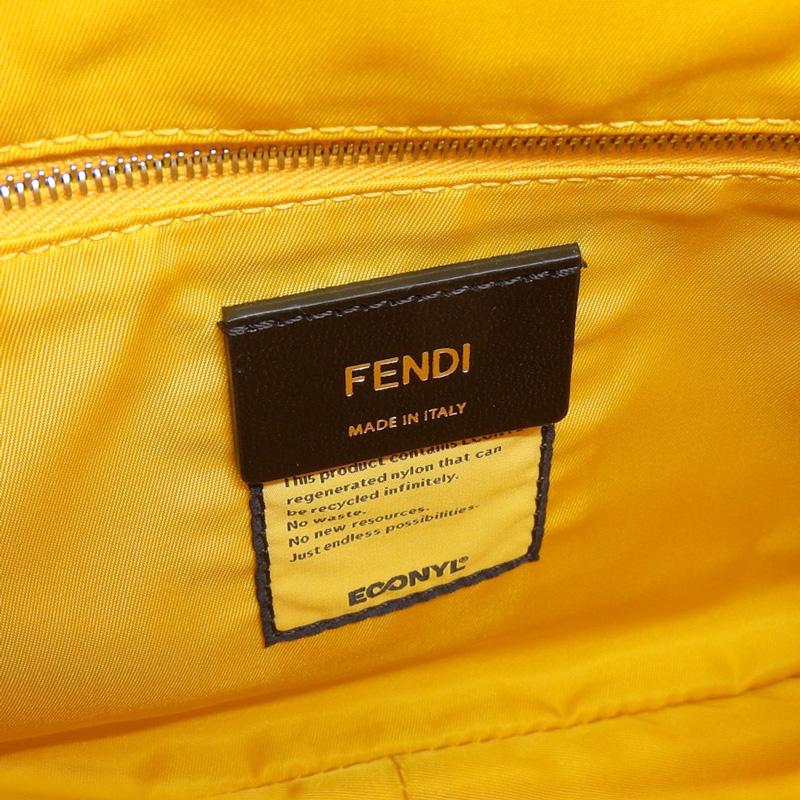 フェンディ FENDI バケット メッセンジャーバッグ ショルダーバッグ 斜め掛け ナイロン イエロー 7VA537 中古 新入荷 OB2241 楽天市場】【中古】 フェンディ FENDI バケット メッセンジャーバッグ