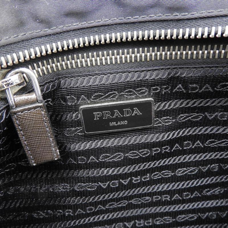 PRADA（プラダ） ショルダーバッグ 斜め掛けショルダー ナイロン