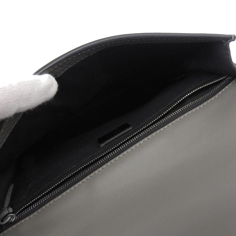 フェンディ FENDI フラットバケット ショルダーバッグ レザー グレー 7VA524 美品 新入荷 OB2352 楽天市場】【中古】 フェンディ FENDI フラットバケット ショルダー