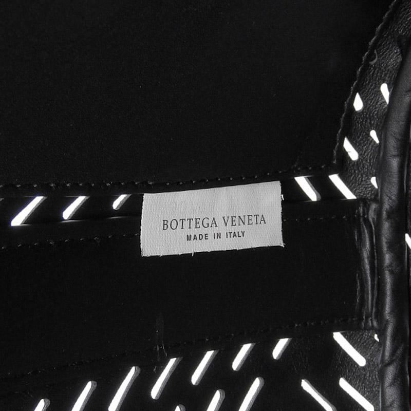 BOTTEGA VENETA（ボッテガ・ヴェネタ） ショルダーバッグ バケット