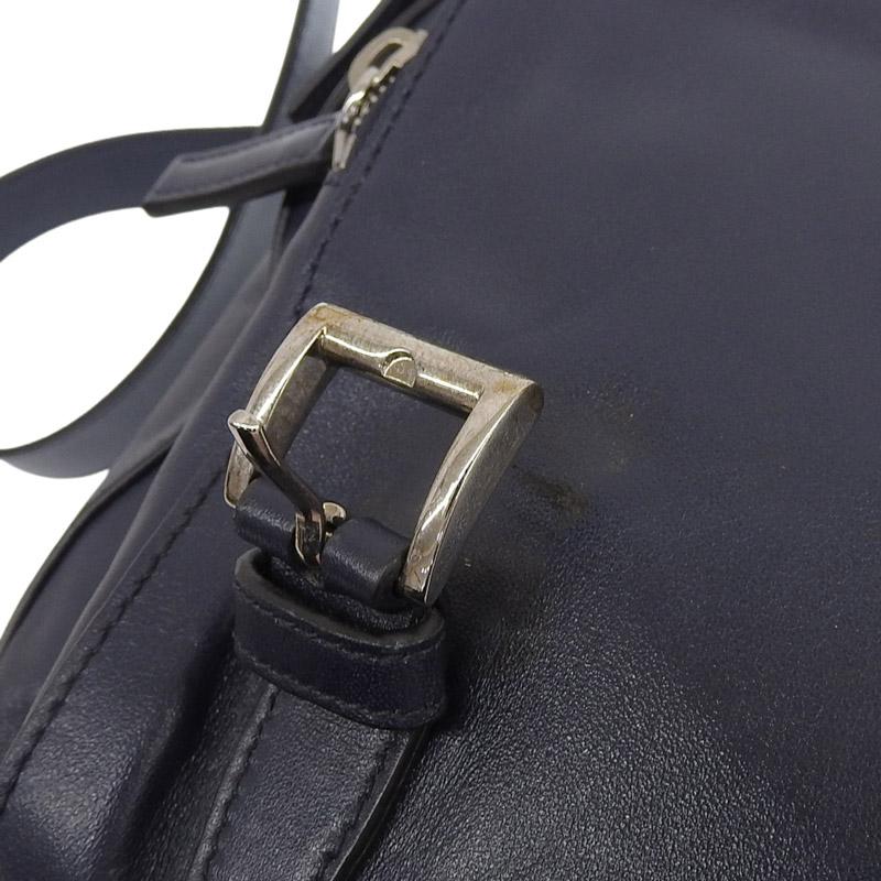 PRADA（プラダ） ショルダーバッグ メッセンジャーバッグ レザー