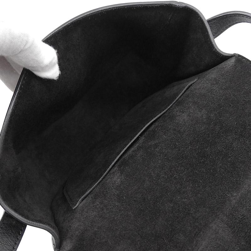セリーヌ CELINE フォルコ キュイル トリオンフ ショルダーバッグ レザー ブラック 中古 新入荷 OB2792 TRIOMPHE セリーヌ CELINE フォルコ キュイル トリオンフ ショルダー