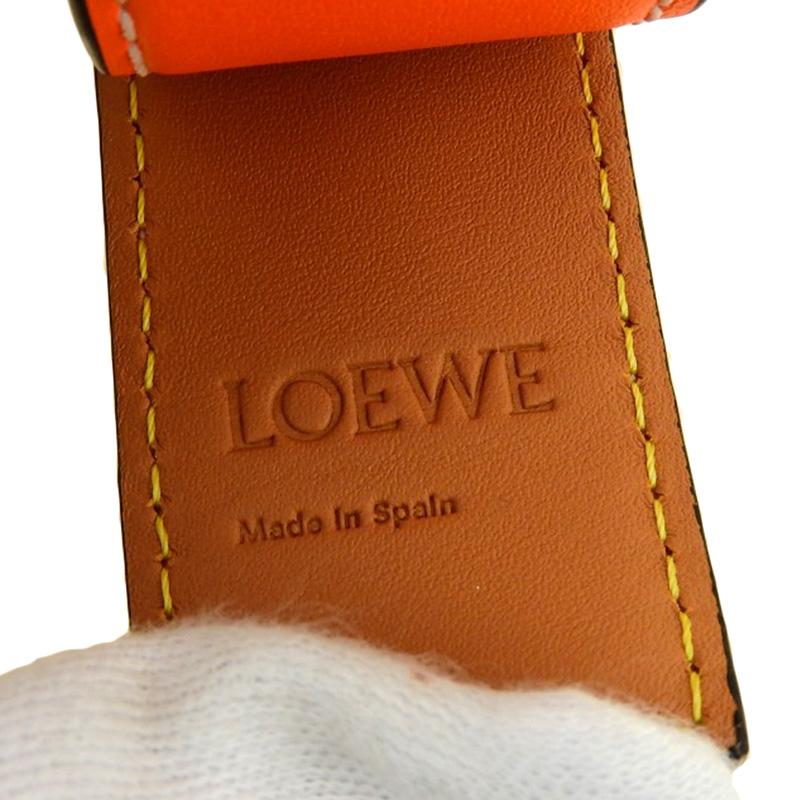 保存袋あり✨ロエベ レザー アナグラム フラップ ブレスレット オレンジ LOEWE ロエベ ブレスレット スラップブレスレット アナグラム