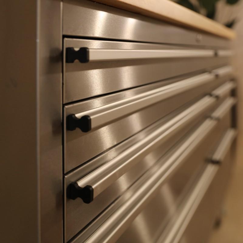 ステンレス　モダン　収納　キャビネット　ドロアー　工具箱　サイドボード ステンレス モダン 収納 キャビネット ドロアー 工具箱 サイドボード