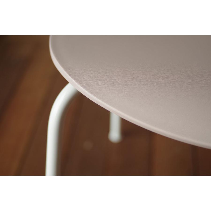 Globus chair グローバスチェアー ポリプロピレン つやありホワイト脚