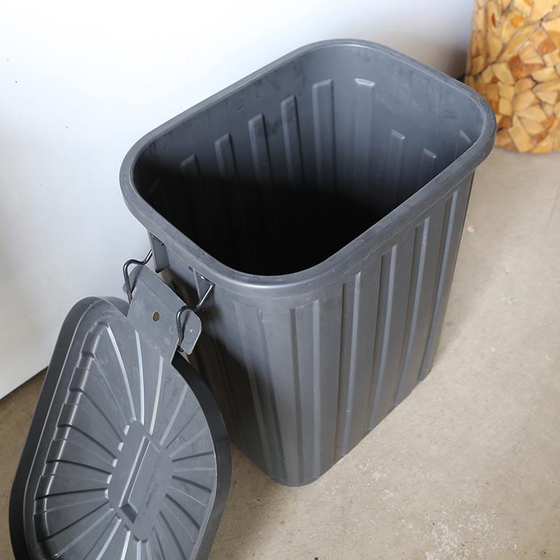 ダストボックス 3台セット ブラック/全4色 60L 日本製 高耐久 衝撃に強い ゴミ箱 ペール 店舗用 フタ付 室内 野外 ベランダ TAF-DB |  | 08