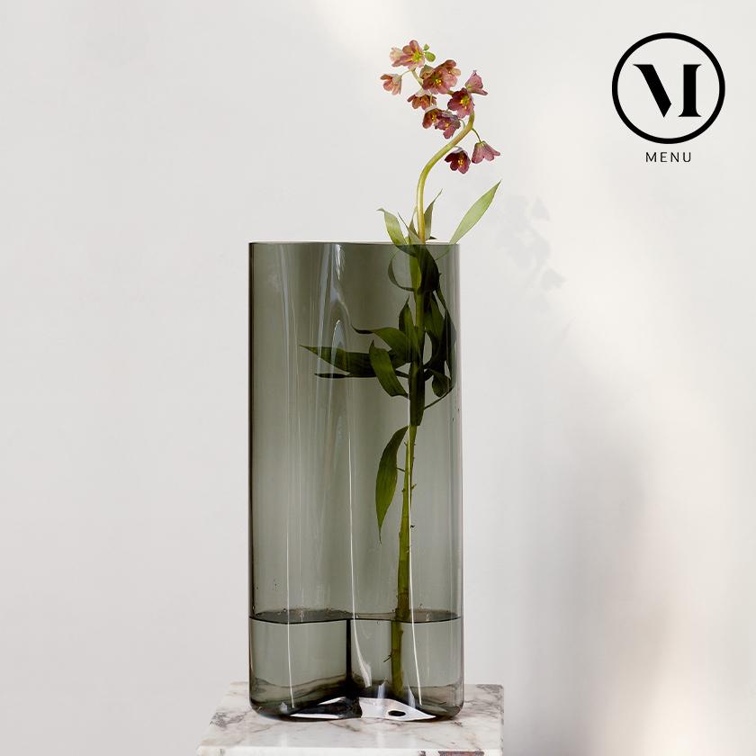 ーベースで Menu アシンメトリー 波状 Menu エールベース 49 インテリアショップ Roomy 通販 Paypay メニュー フラワーベース 花器 花瓶 北欧 枝物 枝 ドライフラワー スモーク ガラス モダン オブジェ したフラワ