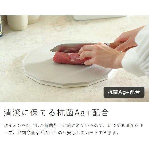 ［ ideaco Cutting Board 13 M ］まな板 イデアコ カッティングボード 食洗機対応 耐熱 抗菌 Ag＋配合 両面使える 13角形 Mサイズ 直径30cm 丸 黒 白 まないた｜roomy｜11