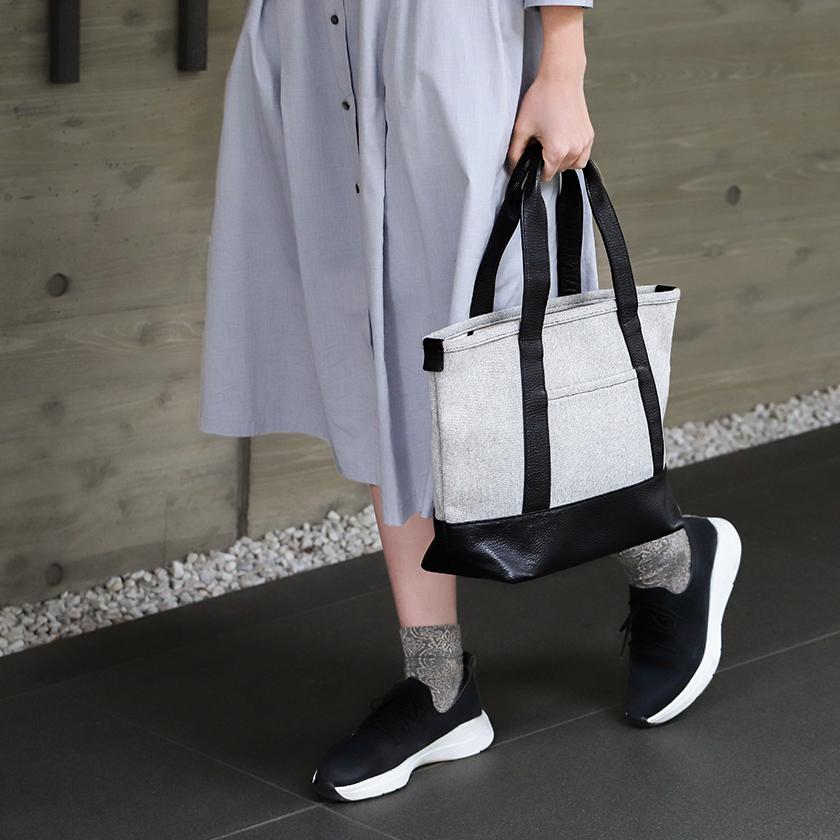 ［ MOHEIM TOTE BAG S ］トートバッグ レディース メンズ キャンバス 大きめ 布 通勤 通学 おしゃれ かわいい 帆布 無地 トート ブランド 本革 大容量 シンプル 日本製 2way 3way モヘイム 大人女子 ブラック  卒業祝い 入学祝い【送料無料】 特典付［ MOHEIM TOTE BAG S ］トートバッグ レディース メンズ