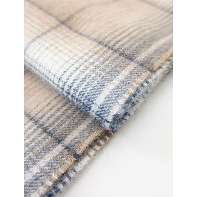 ベグアンドコー BEGG&CO カシミアマフラー/オンブレチェック ナチュラル×ネイビー beg502402 | Begg & Co | 02