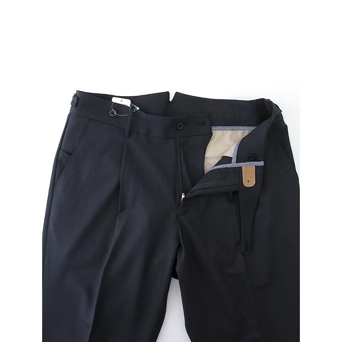 BERWICH ベルウィッチ サルーテ 1プリーツ ウールサキソニー パンツ
