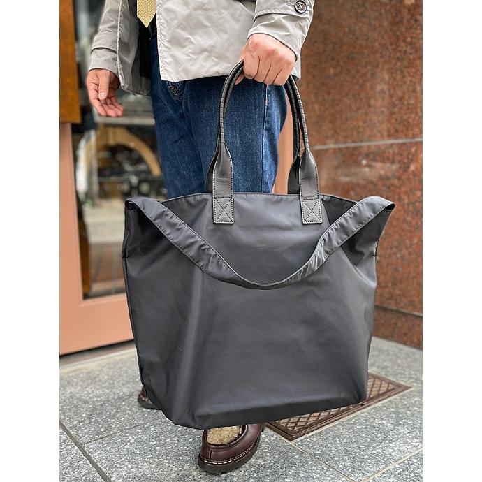 コーネリアンタウラス　トートバッグ tool tote L / co22sstt010 / R Nylon*H cow leather