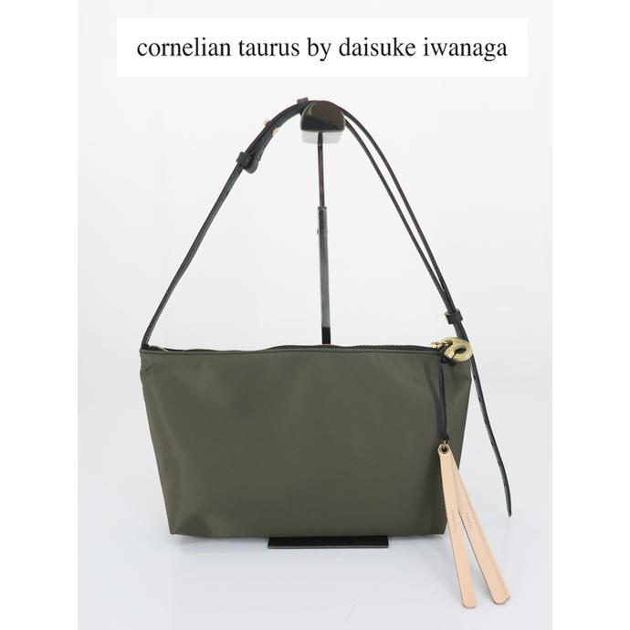 コーネリアンタウラスショルダーバッグレザーブラウンG金具