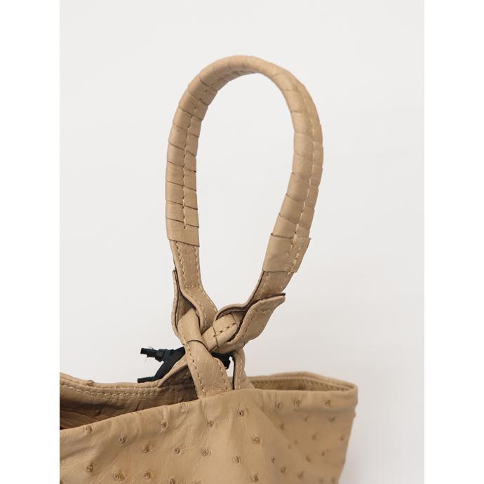 cornelian taurus by daisuke iwanaga コーネリアンタウラス CWS deformer bag/レザー巾着/オーストリッチ 日本製 ベージュ cor521201 |  | 03