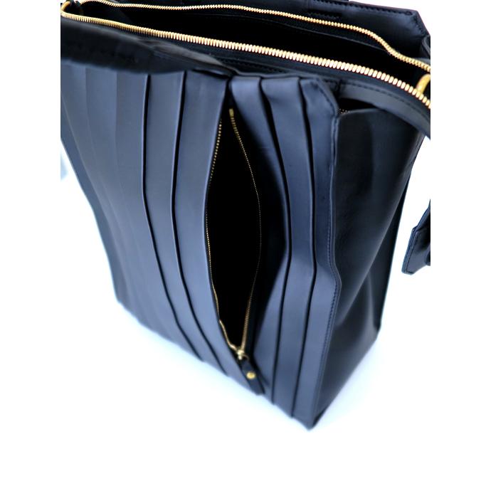 cornelian taurus by daisuke iwanaga  トートバッグ/wave tote HIGH 日本製 ブラック cor522001 |  | 04