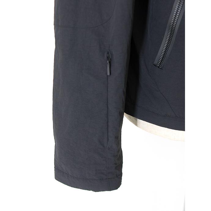 ジェイ・ジー・ワン JG1 ナイロンフーデッドジャケット/ASYM LITE-HT JKT ブラック jgo502001 |  | 07