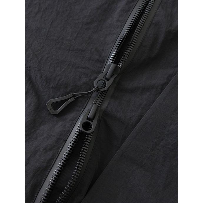 ジェイ・ジー・ワン JG1 ナイロンフーデッドジャケット/ASYM LITE-HT JKT ブラック jgo502001 |  | 09