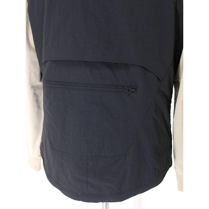 【30％OFF】ジェイ・ジー・ワン JG1 インサレーションベスト/MAG-UTILITY VEST ブラック jgo502003 |  | 09