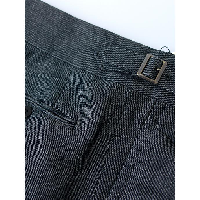 マッシモ・コラード Massimo Corrado ベルトレストラウザーズ/デニムライクリネンウール イタリア製 チャコールグレー mac501201 |  | 07