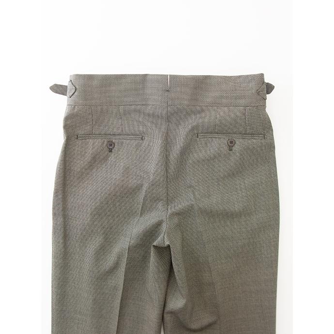 マッシモ・コラード Massimo Corrado ベルトレストラウザーズ/Loro Pianaヴィンテージマイクロパターンウール イタリア製 ヴィンテージカーキグレー mac501604 |  | 06