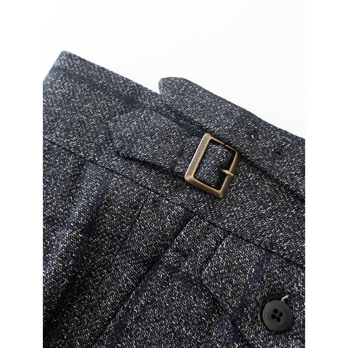 マッシモ・コラード Massimo Corrado ベルトレストラウザーズ/ヴィンテージソフトツイードウィンドウペン イタリア製 シャドウグレー mac501606 |  | 03