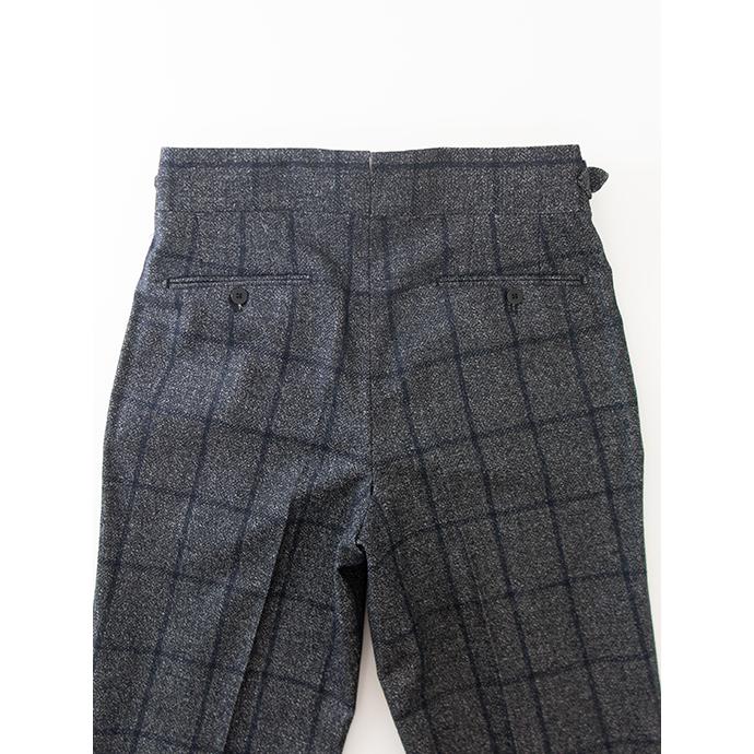 マッシモ・コラード Massimo Corrado ベルトレストラウザーズ/ヴィンテージソフトツイードウィンドウペン イタリア製 シャドウグレー mac501606 |  | 07