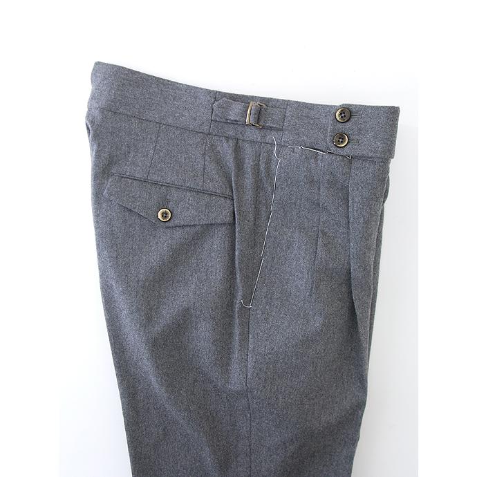 美品✨PTトリノ GENTLEMAN FIT ストレッチ スラックス グレー L PT TORINO / ピーティー トリノ / トラベル / TRAVEL / スーパー