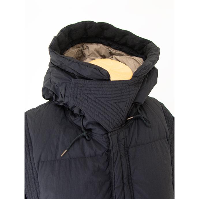 テンシー Ten c ダウンベスト/BOREAL DOWN VEST ブラック ten502004 | Ten-C | 02