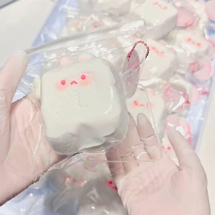 スクイーズ 大サイズ 小サイズ うさぎ 餅 肉球 感触 プッシュ