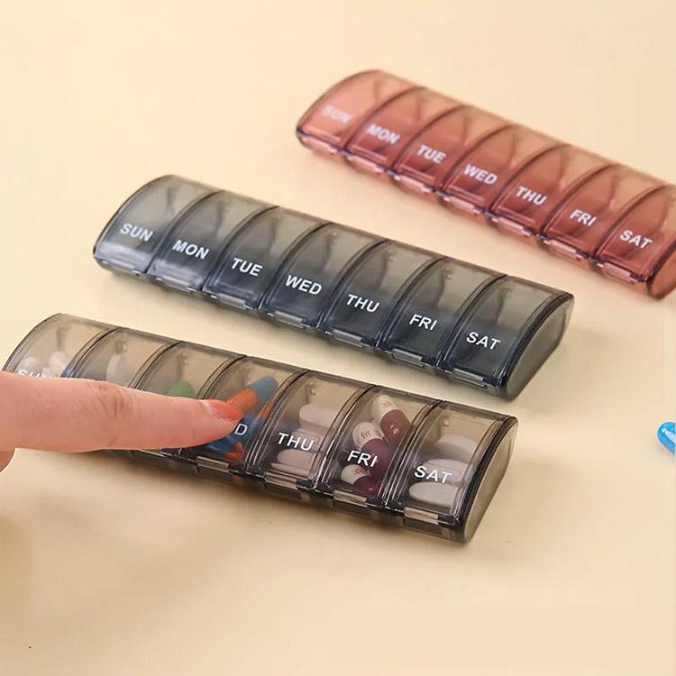 お薬ケース ピルケース 1週間分 薬の飲み忘れ防止 小型 薬管理