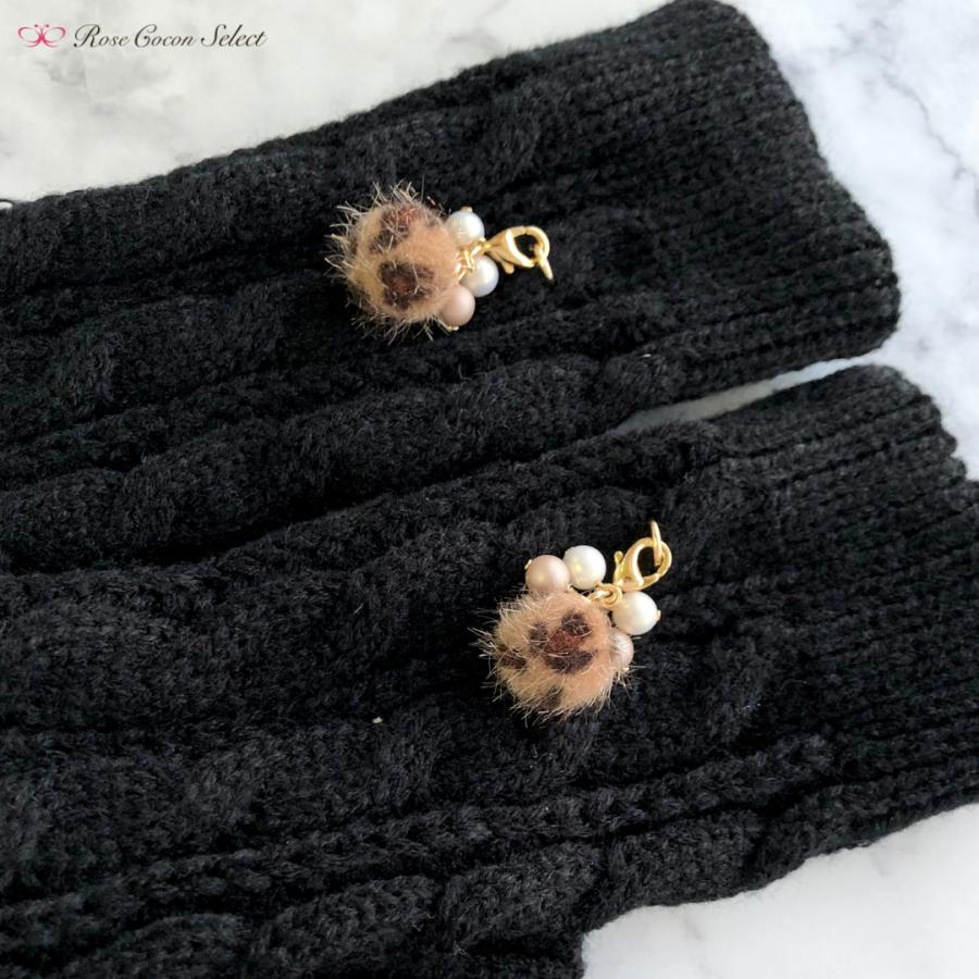 【１点限定】アームウォーマー　アームカバー　ロング　手袋　指なし　ニット　チャーム付き　リメイク　防寒　あったか　温活　冷え　オシャレ　冬　ヒョウ柄 |  | 03