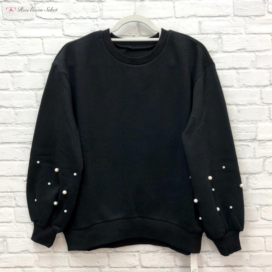 トップス　レディース　スウェット　ブルオーバー　ボリューム袖　パール　裏起毛　長袖　無地　黒　ブラック　モノトーン　フェミニン　おしゃれ　着回し | 