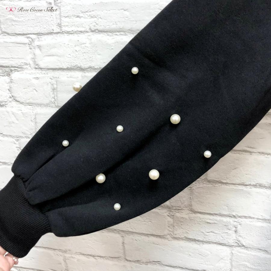 トップス　レディース　スウェット　ブルオーバー　ボリューム袖　パール　裏起毛　長袖　無地　黒　ブラック　モノトーン　フェミニン　おしゃれ　着回し |  | 06