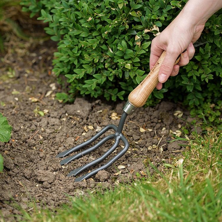 カーボンハンドフォーク　ケント＆ストー　Round Tine Hand Fork, Carbon Steel 00379 Kent & Stowe（メーカー直送）｜roseshop｜02