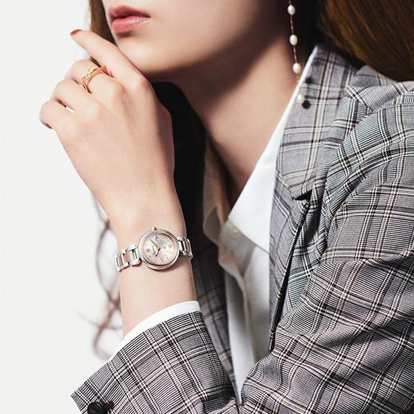 腕時計 ブローバ レディース 97P107 Bulova 97P107 Ladies Diamond Gallery Gold Steel  Bracelet Watch 通販