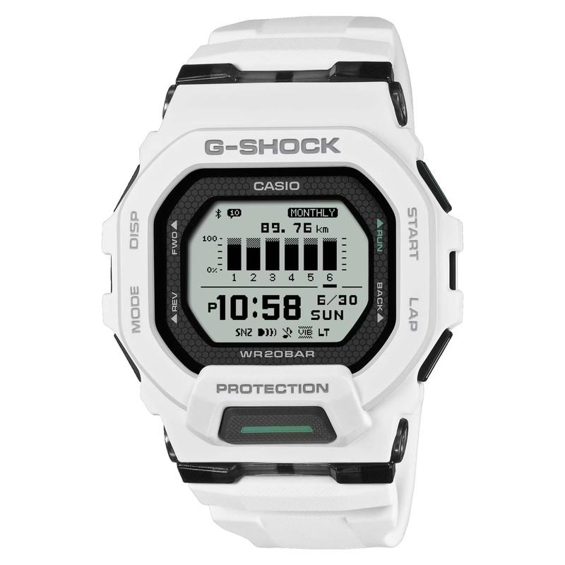 G-SQUAD G-SHOCK ジースクアッド ホワイト スクエア ワークアウト 距離