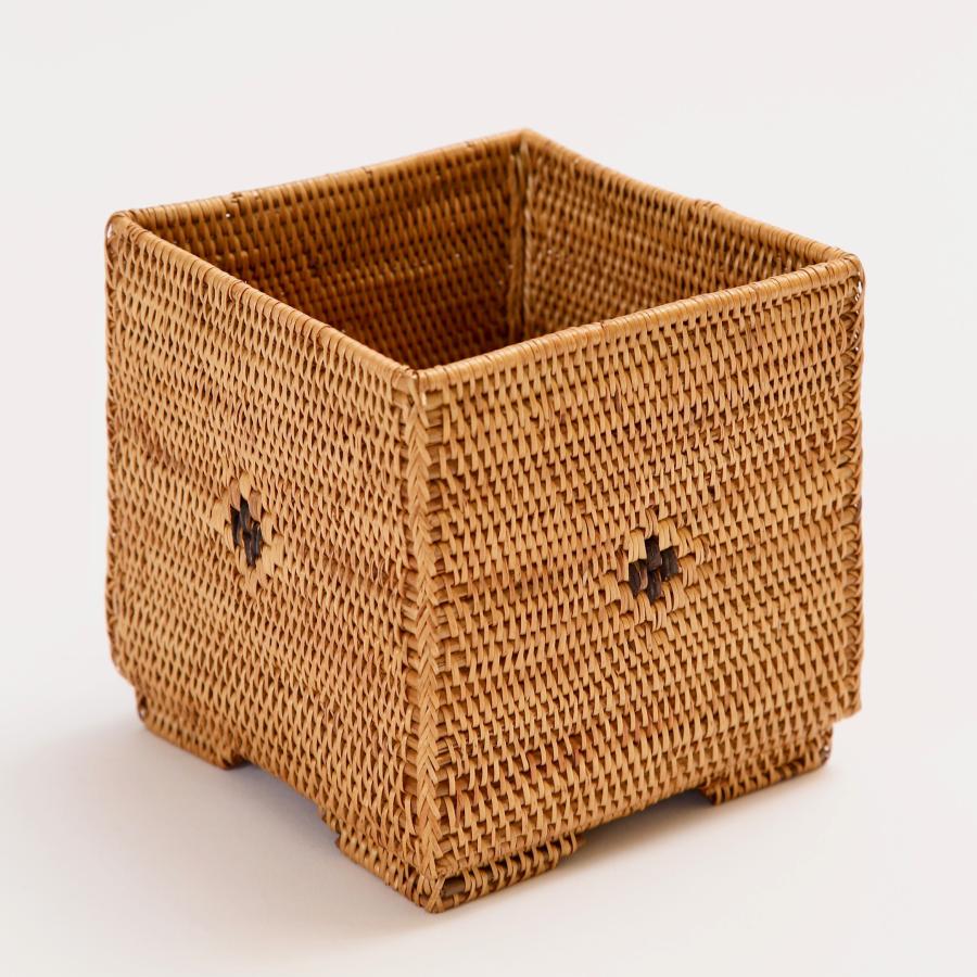 アタ 小物入れ 手編み バリ島 天然素材 伝統工芸 Rosily BOX351 |  | 10